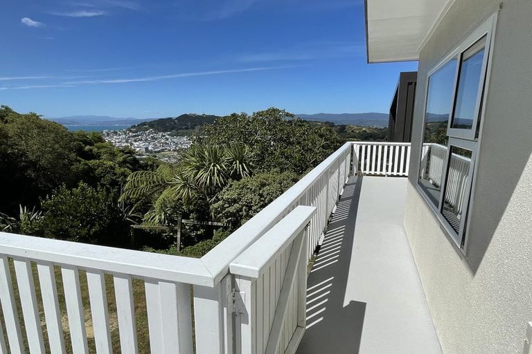 Photo of property in 22 Dorking Road, Brooklyn, Wellington, 6021