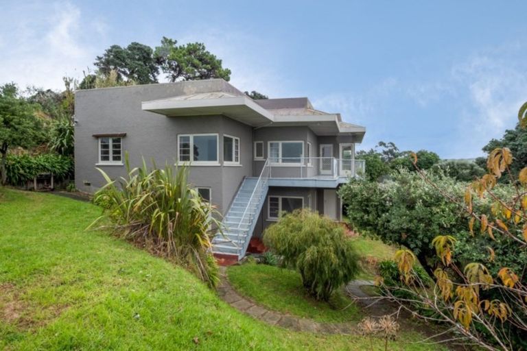 Photo of property in 16 Tuahine Crescent, Wainui, Gisborne, 4010