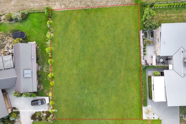 Photo of property in 22 Greenbelt Place, Wanaka, 9305