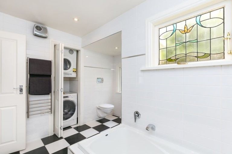 Photo of property in 38 Monowai Road, Johnsonville, Wellington, 6037