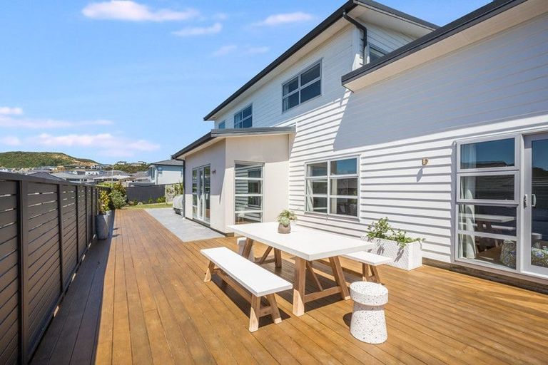Photo of property in 17 John Burke Drive, Aotea, Porirua, 5024