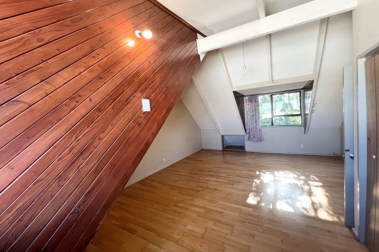 Photo of property in 29 Momorangi Crescent, Redwood, Christchurch, 8051