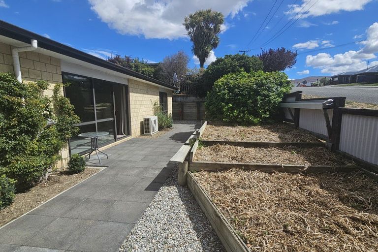 Photo of property in 25 Achil Street, Cromwell, 9310