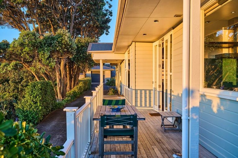 Photo of property in 15 Kainui Road, Raumati South, Paraparaumu, 5032