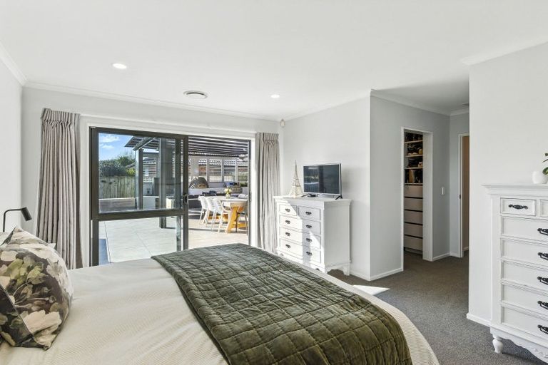 Photo of property in 10 Cottonwood Close, Paraparaumu Beach, Paraparaumu, 5032