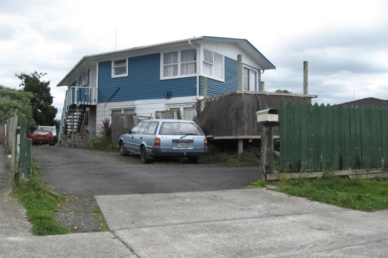 Photo of property in 32 Cape Road, Mangere, Auckland, 2022
