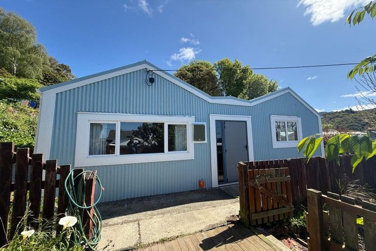 Photo of property in 38 Peter Street, Caversham, Dunedin, 9012