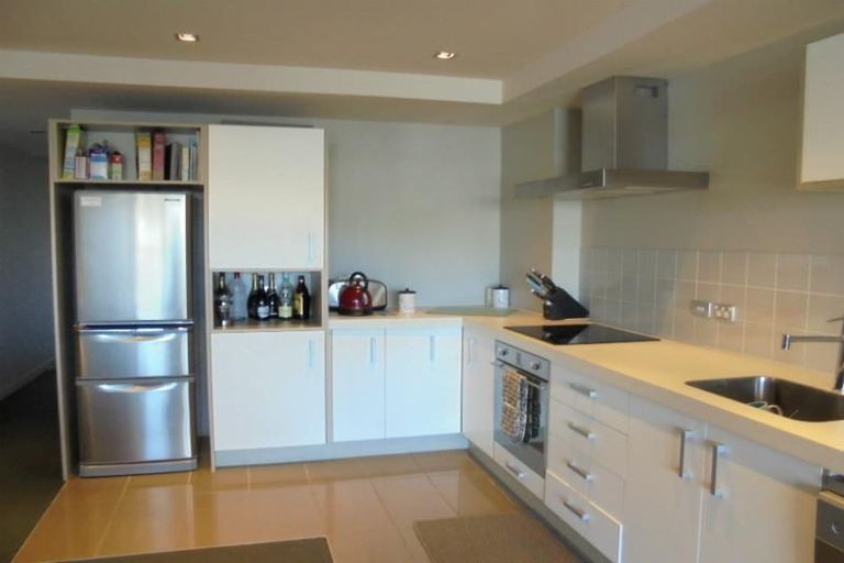 Photo of property in Monument Apartments, 8d/245 Wakefield Street, Te Aro, Wellington, 6011