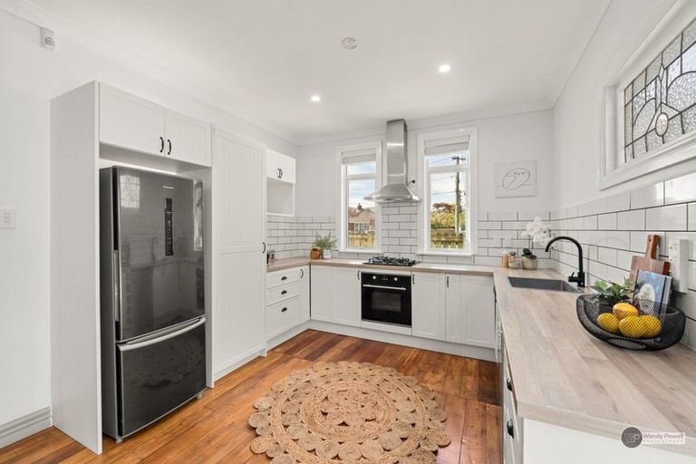 Photo of property in 156 Kings Crescent, Hutt Central, Lower Hutt, 5010