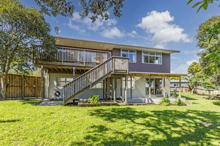 Photo of property in 8 Altona Road, Forrest Hill, Auckland, 0620