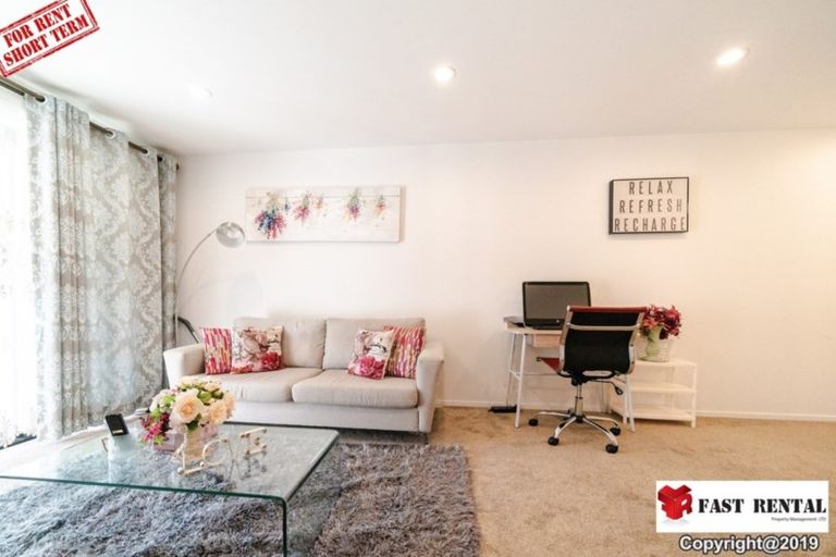 Photo of property in Apollo Apartments, 201/46 Rosedale Road, Rosedale, Auckland, 0632