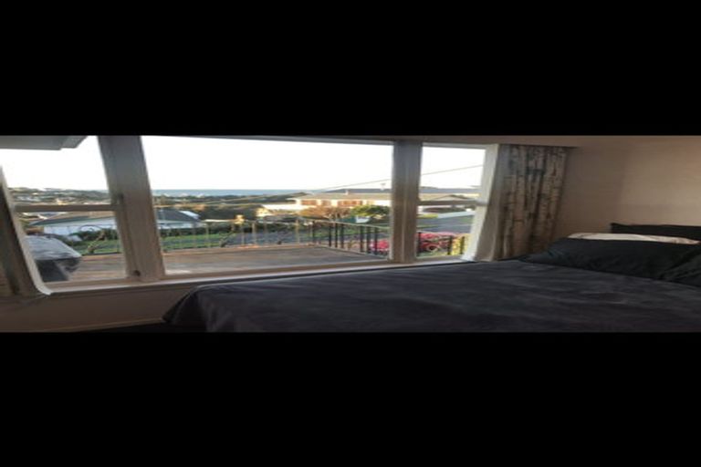 Photo of property in 18 Crownhill Street, Spotswood, New Plymouth, 4310