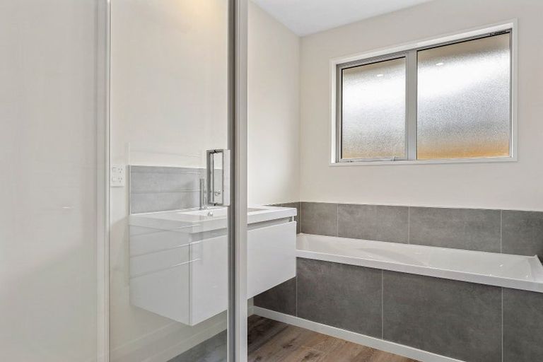 Photo of property in 16 Eldridge Street, Woodend, 7610