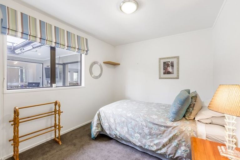 Photo of property in 30 Maxwelton Drive, Mairangi Bay, Auckland, 0630