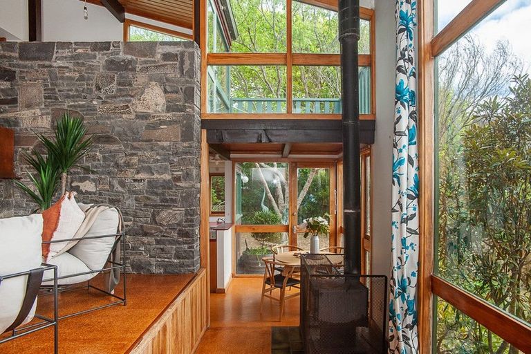 Photo of property in 23 Merlincote Crescent, Governors Bay, Lyttelton, 8971