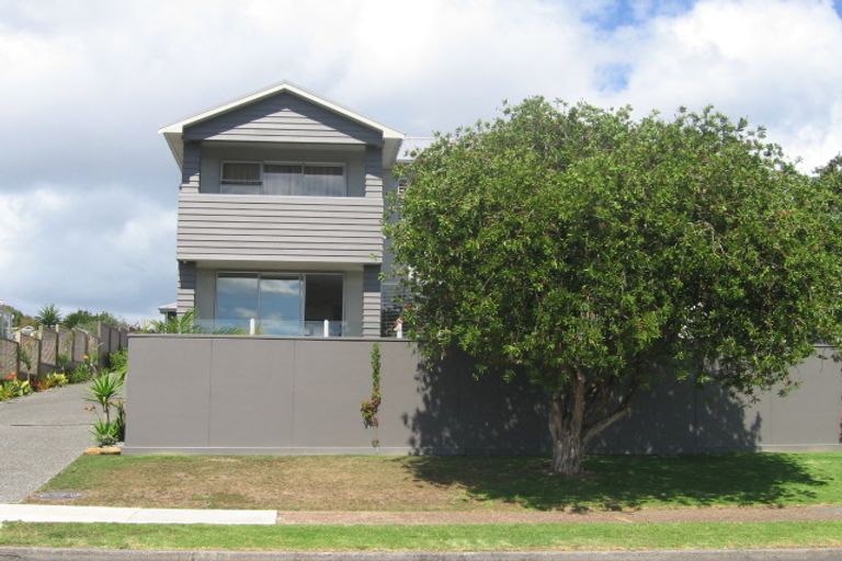Photo of property in 20a Quebec Road, Milford, Auckland, 0620