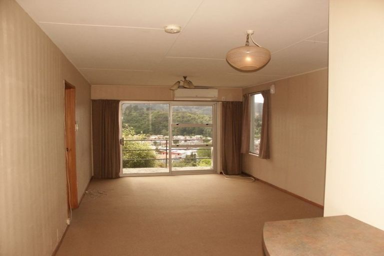 Photo of property in 2/84 Warrender Street, North Dunedin, Dunedin, 9016