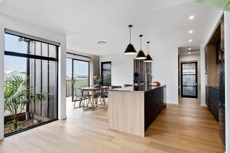 Photo of property in 70b The Boulevard, Papamoa Beach, Papamoa, 3118