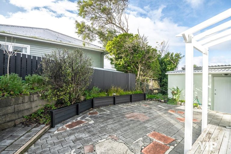 Photo of property in 28 Monowai Road, Johnsonville, Wellington, 6037