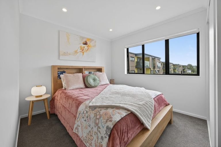 Photo of property in 4/271 Ormiston Road, Flat Bush, Auckland, 2019