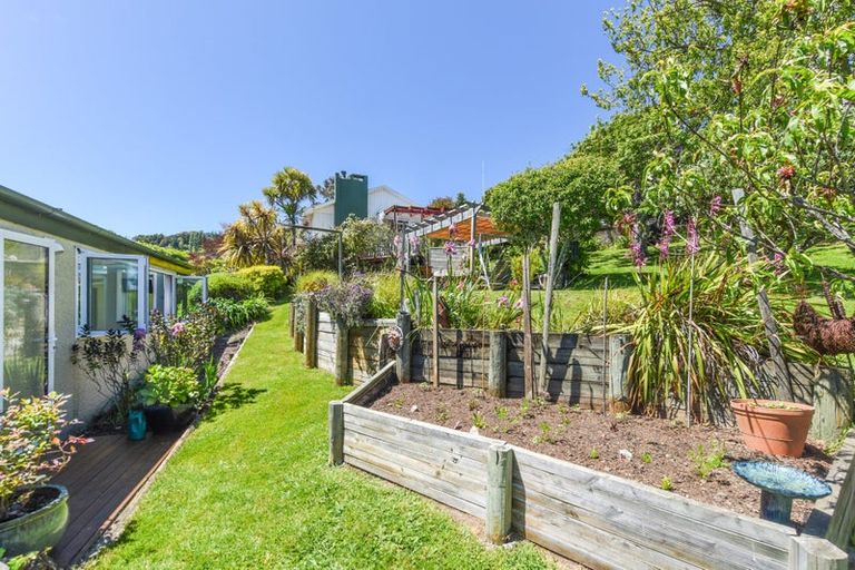 Photo of property in 4 Rangiora Terrace, Tahunanui, Nelson, 7011