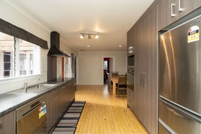 Photo of property in 337a Cambridge Road, Hillcrest, Hamilton, 3216