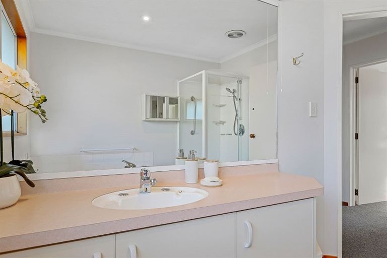 Photo of property in 10 Beauford Place, Parklands, Christchurch, 8083