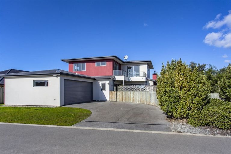 Photo of property in 22 Tahuna Street, Pegasus, 7612