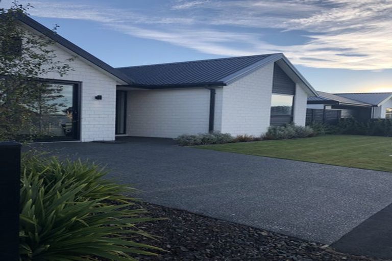 Photo of property in 9 William Nicholls Drive, Belfast, Christchurch, 8051