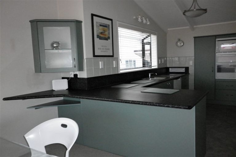 Photo of property in 3/375 Oceanbeach Road, Mount Maunganui, 3116