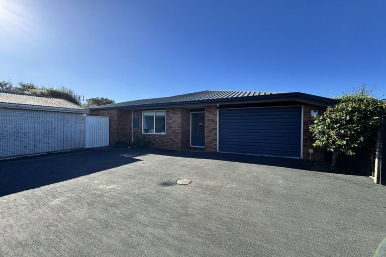 Photo of property in 1/92 Racecourse Road, Sockburn, Christchurch, 8042