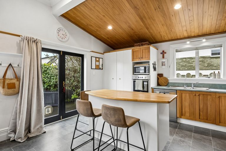Photo of property in 25 Tainui Road, Musselburgh, Dunedin, 9013