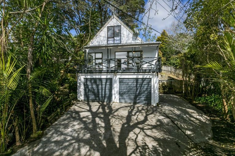 Photo of property in 2/68 Beulah Avenue, Rothesay Bay, Auckland, 0630