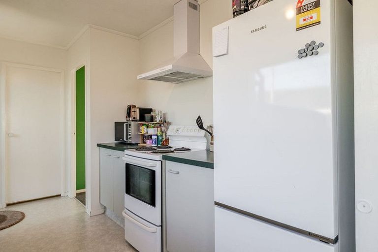 Photo of property in 105 Hillcrest Drive, Kelvin Grove, Palmerston North, 4414