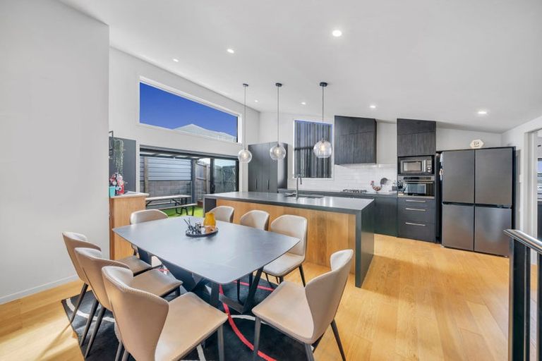 Photo of property in 6 Mara Waina Place, Swanson, Auckland, 0614