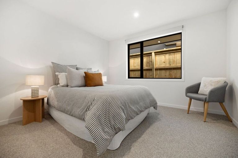 Photo of property in 150 Howden Drive, Jacks Point, 9371