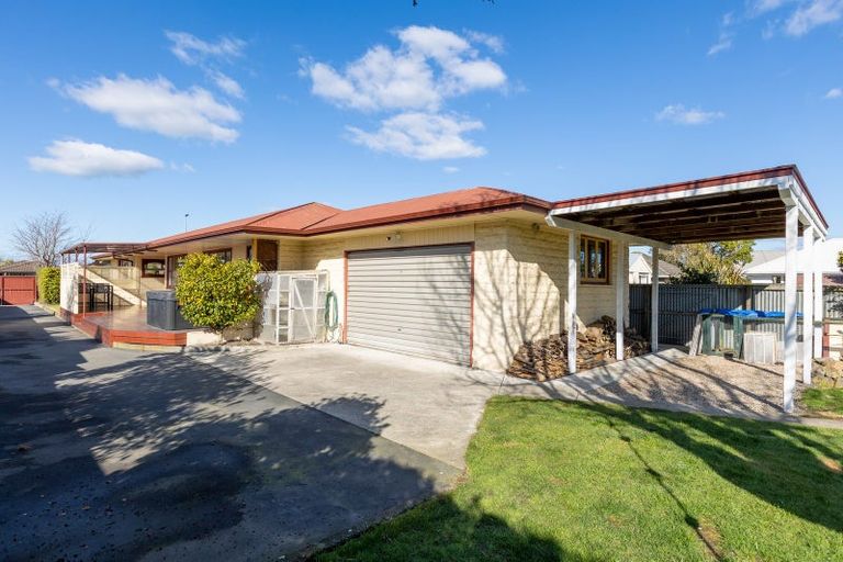 Photo of property in 175 Grimseys Road, Redwood, Christchurch, 8051