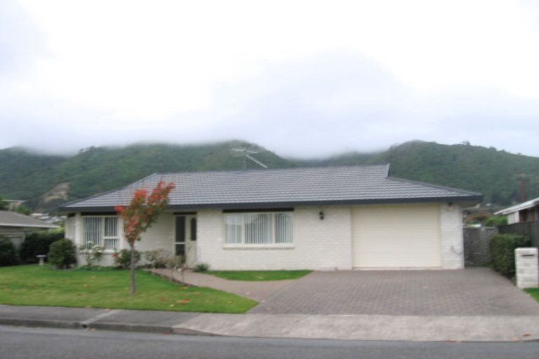 Photo of property in 11 Belvedere Avenue, Waikanae, 5036