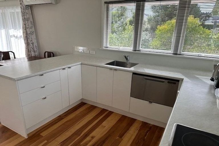 Photo of property in 1/53 Dominion Street, Takapuna, Auckland, 0622