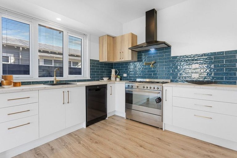 Photo of property in 30 Carrick Street, Mairehau, Christchurch, 8013