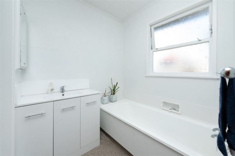 Photo of property in 490 Maunganui Road, Mount Maunganui, 3116