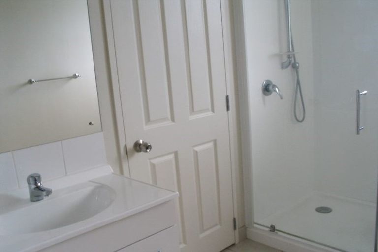 Photo of property in 26 Duckworth Road, Papakura, 2110