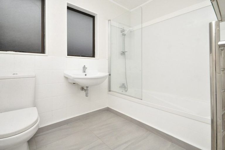 Photo of property in 25b Wyllie Road, Papatoetoe, Auckland, 2025