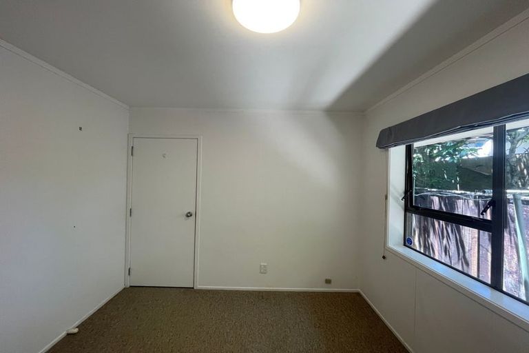 Photo of property in 2/246 Beach Road, Campbells Bay, Auckland, 0630