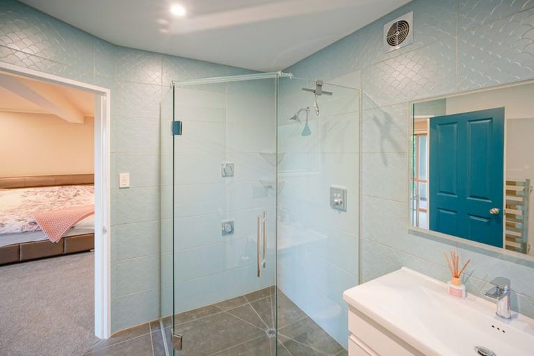 Photo of property in 9 Knight Avenue, Paraparaumu Beach, Paraparaumu, 5032