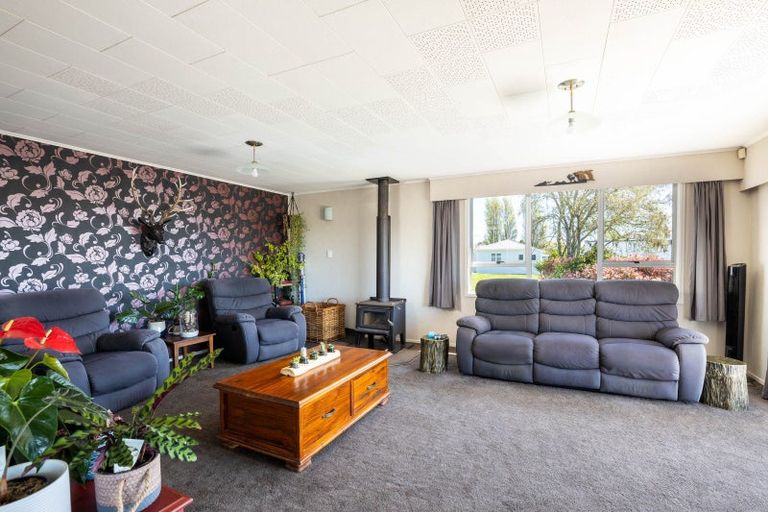 Photo of property in 5 Ngapapa Street, Urenui, 4375