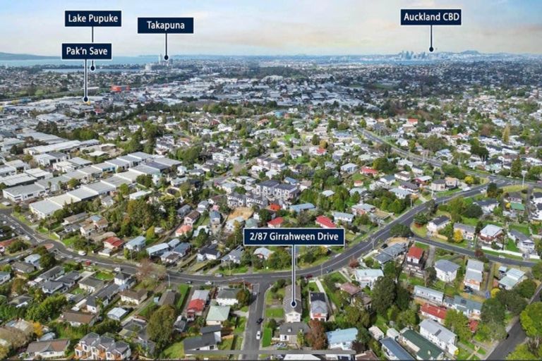 Photo of property in 2/14 Ellice Road, Totara Vale, Auckland, 0629