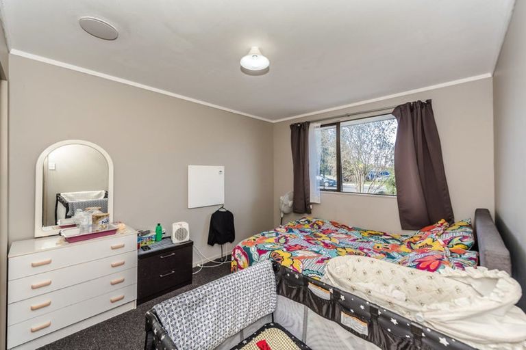 Photo of property in 84 Kahikatea Drive, Melville, Hamilton, 3206