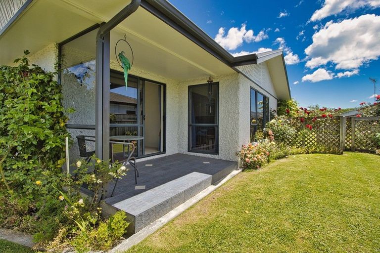 Photo of property in 71 Avenue Road, Greenmeadows, Napier, 4112