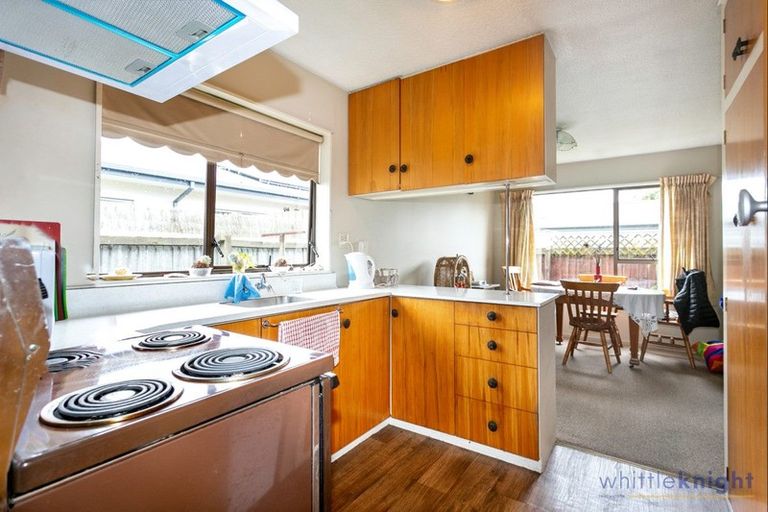 Photo of property in 3/92 North Avon Road, Richmond, Christchurch, 8013